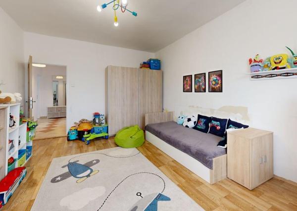 Na predaj, Rodinný dom, Rosina, 6 izieb, 400 m2, RES GROUP