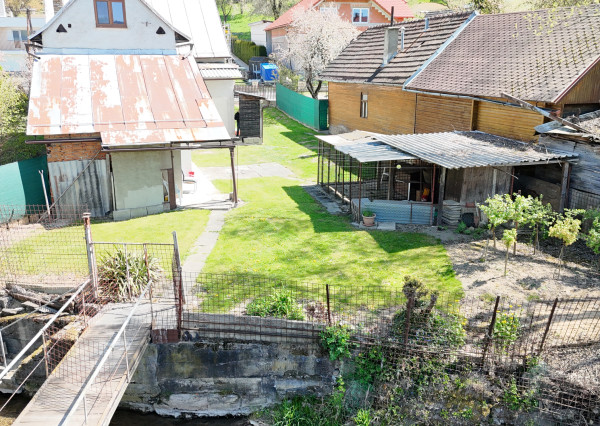 Na predaj, Rodinný dom Rajecké Teplice, 512 m2 pozemok,