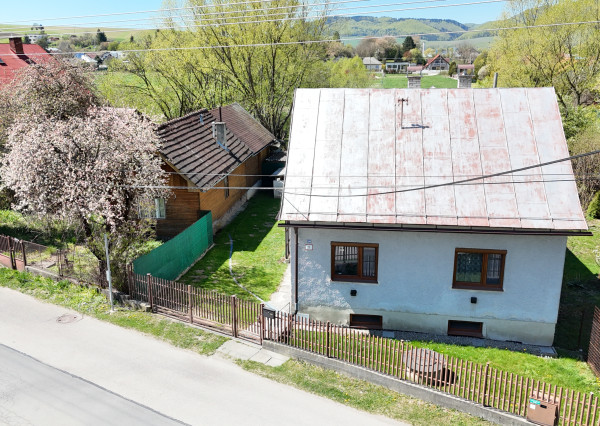Na predaj, Rodinný dom Rajecké Teplice, 512 m2 pozemok,