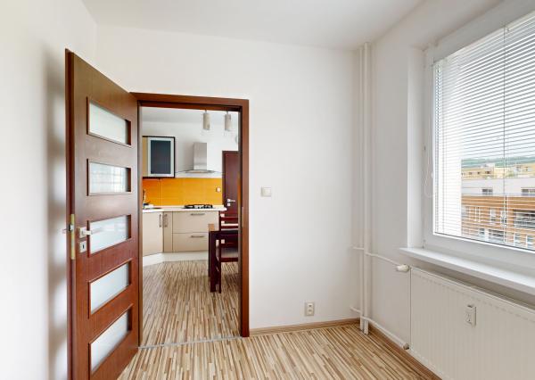 Na prenájom, 4 izbový byt Žilina - Vlčince