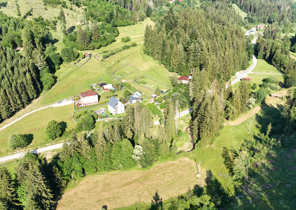 Slnečný pozemok obklopený prírodou, Dlhá nad Kysucou