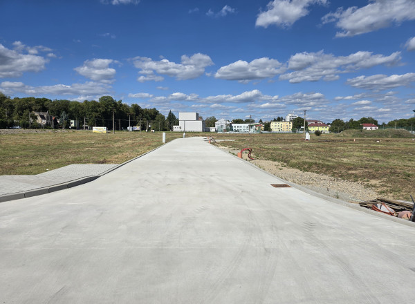 Na predaj, stavebný pozemok, Ladce - Lipová alej