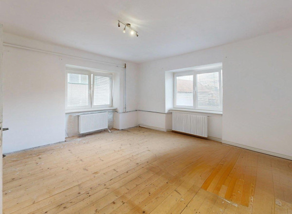 Na predaj, Rodinný dom 4i, Háj