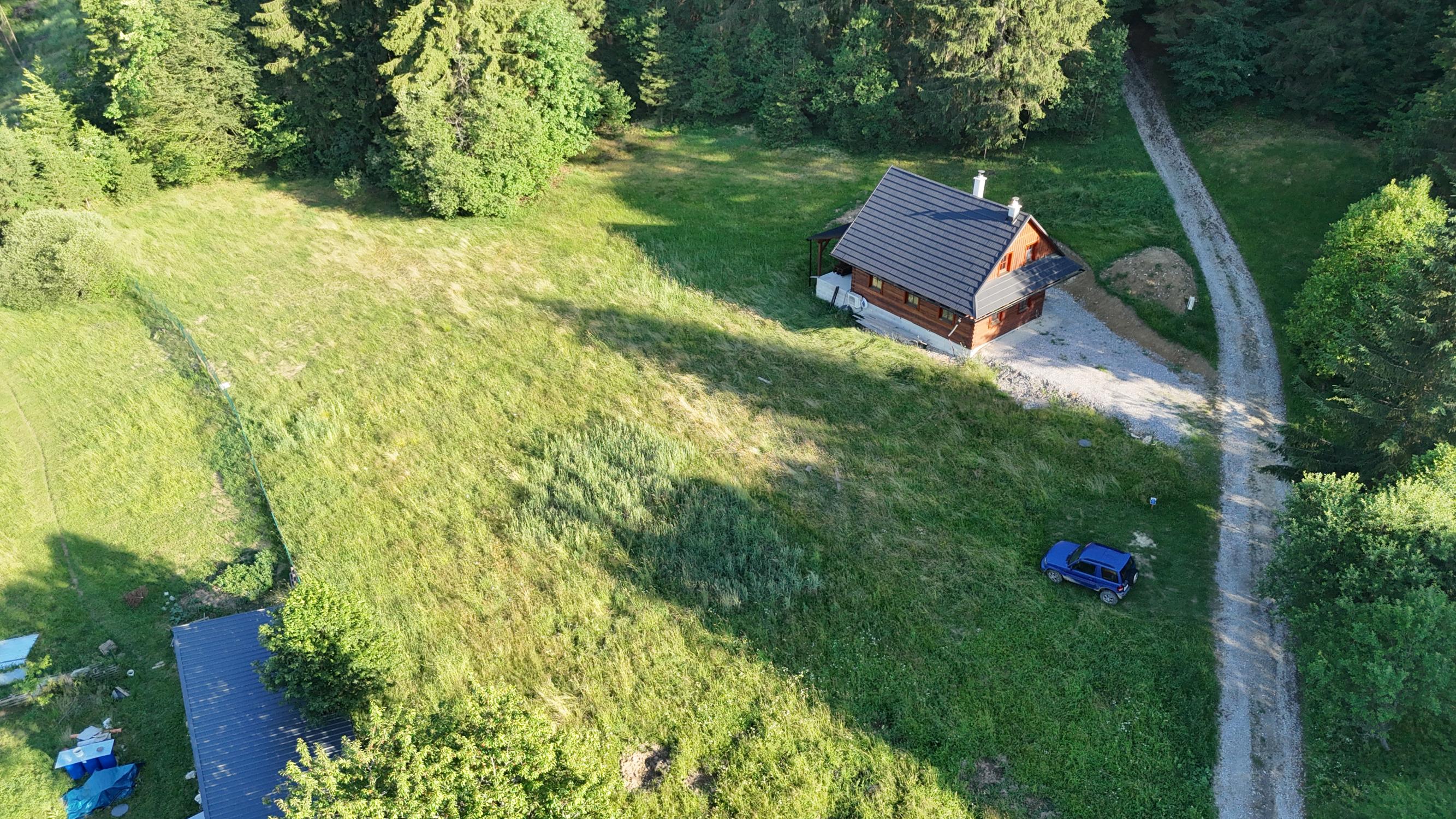 Slnečný pozemok obklopený prírodou, Dlhá nad Kysucou